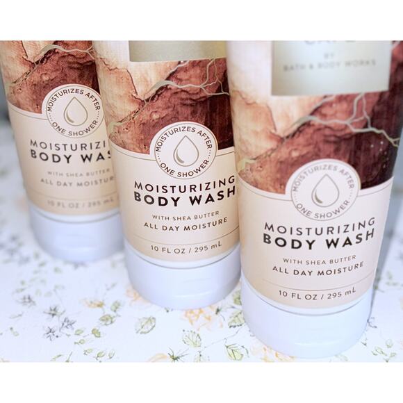 Bath & Body Works 10 fl oz Vanilla Café Cafe Moisturizing Body Wash x3 - Picture 3 of 5